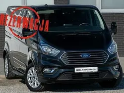 Czarny Używany 2023 Ford Tourneo Custom Titanium Minivan | 163 900 zł (Dość drogi)