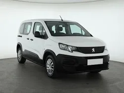 Biały Używany 2021 Peugeot Rifter Minivan | 54 999 zł (Uczciwa cena)
