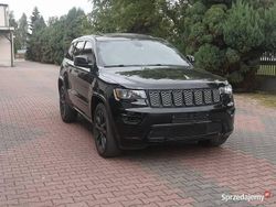 Czarny Używany 2018 Jeep Grand Cherokee Altitude SUV | 104 900 zł (Dość drogi)