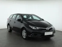 Czarny Używany 2016 Toyota Auris Kombi | 41 999 zł (Uczciwa cena)