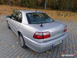 Srebrny Używany 2001 Opel Omega Sedan/Limuzyna | 5900 zł