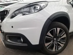 Biały Używany 2018 Peugeot 2008 SUV | 47 800 zł (Dość drogi)