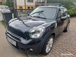 Czarny Używany 2015 Mini Countryman SUV | 49 900 zł (Dość drogi)