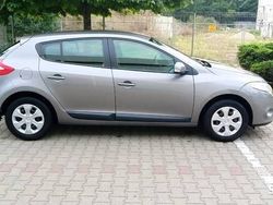 Beżowy Używany 2009 Renault Mégane III Hatchback | 18 500 zł