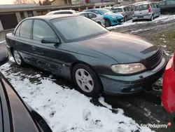 Zielony Używany 2001 Opel Omega Sedan/Limuzyna | 12 500 zł