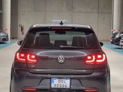 Grafitowy Używany 2012 VW Golf VII R Hatchback | 52 500 zł (Uczciwa cena)