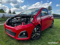 Czerwony Używany 2016 Peugeot 108 Collection Hatchback | 11 900 zł