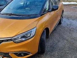 Złoty Używany 2017 Renault Scénic IV Minivan | 65 500 zł (Drogi)