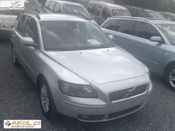 Srebrny (metalik) Używany 2007 Volvo V50 Kombi | 42 300 zł