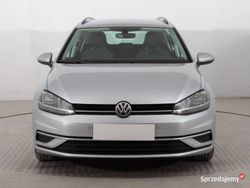 Srebrny Używany 2018 VW Golf VII Kombi | 42 999 zł (Dobra cena)