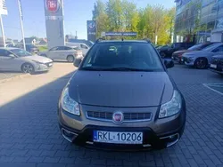 Brązowy Używany 2011 Fiat Sedici SUV | 25 900 zł (Uczciwa cena)