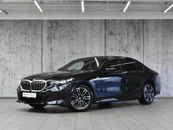 Czarny szafir metalizowany Używany 2025 BMW 520 Shadowline Sedan/Limuzyna | 259 700 zł (Super Cena)