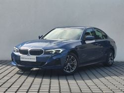 Niebieski phytonic metalizowany Używany 2023 BMW 318 Shadowline Sedan/Limuzyna | 169 000 zł (Drogi)