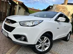 Biały Używany 2013 Hyundai ix35 SUV | 31 900 zł (Uczciwa cena)