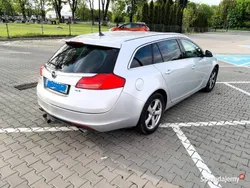 Srebrny Używany 2010 Opel Insignia Kombi | 12 000 zł