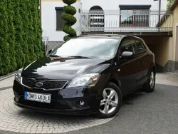 Czarny Używany 2013 Kia ProCeed 2 Hatchback | 19 900 zł