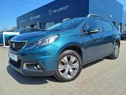 Zielony Używany 2018 Peugeot 2008 Active SUV | 46 990 zł (Uczciwa cena)