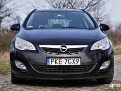 Czarny Używany 2012 Opel Astra Cosmo Sedan/Limuzyna | 12 000 zł (Dobra cena)