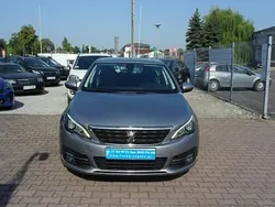 Srebrny Używany 2018 Peugeot 308 Hatchback | 42 700 zł (Uczciwa cena)