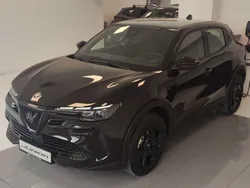 Lakier pastelowy czarny tortora Nowe 2025 Alfa Romeo Junior SUV | 116 471 zł