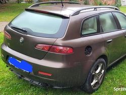 Brązowy Używany 2007 Alfa Romeo 159 Kombi | 9000 zł (Uczciwa cena)