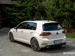 Biały Używany 2017 VW Golf VII R-line Hatchback | 69 777 zł (Dość drogi)