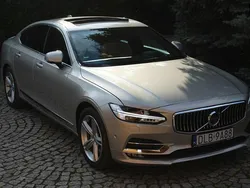 Złoty Używany 2016 Volvo S90 Inscription Sedan/Limuzyna | 99 700 zł (Uczciwa cena)