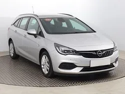 Srebrny Używany 2020 Opel Astra Kombi | 45 999 zł (Uczciwa cena)