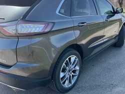 Szary Używany 2018 Ford Edge Titanium SUV | 79 000 zł