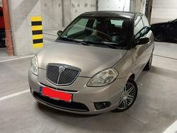 Srebrny (metalik) Używany 2008 Lancia Ypsilon Hatchback | 14 000 zł