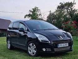 Czarny Używany 2012 Peugeot 5008 Minivan | 10 000 zł