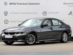 Mineral grey metallic metalizowany Używany 2020 BMW 318 Advantage Sedan/Limuzyna | 114 900 zł (Dość drogi)
