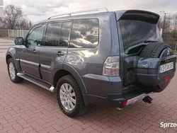 Szary Używany 2006 Mitsubishi Pajero SUV | 82 666 zł