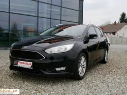 Czarny Używany 2016 Ford Focus Sedan/Limuzyna | 38 900 zł (Uczciwa cena)