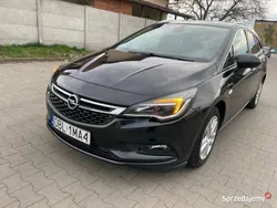 Czarny Używany 2016 Opel Astra Kombi | 29 900 zł (Super Cena)