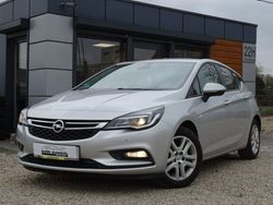 Srebrny (metalik) Używany 2018 Opel Astra Hatchback | 37 900 zł (Uczciwa cena)