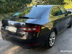 Czarny Używany 2018 Skoda Superb LAURIN & KLEMENT Sedan/Limuzyna | 76 900 zł (Dobra cena)