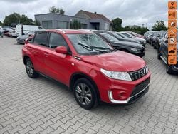 Czerwony Używany 2019 Suzuki Vitara SUV | 24 900 zł