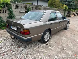 Używany 1990 Mercedes 300 Sedan/Limuzyna | 9900 zł