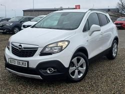 Biały Używany 2015 Opel Mokka SUV | 36 900 zł (Dobra cena)