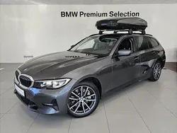 Szary mineralny metalizowany Używany 2021 BMW 330 Shadowline Kombi | 172 900 zł (Uczciwa cena)