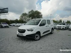 Biały Używany 2020 Opel Combo Minivan | 64 800 zł (Dość drogi)
