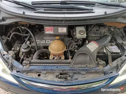 Granatowy Używany 2002 Toyota Previa Minivan | 5000 zł