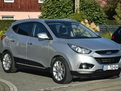 Srebrny Używany 2010 Hyundai ix35 SUV | 29 900 zł (Uczciwa cena)