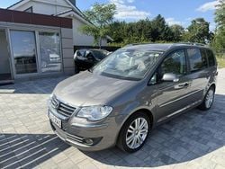 Szary Używany 2009 VW Touran Minivan | 19 900 zł (Uczciwa cena)