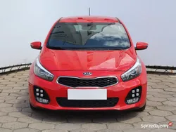 Czerwony Używany 2015 Kia Ceed Hatchback | 39 499 zł (Uczciwa cena)