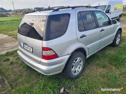 Używany 2005 Mercedes ML270 SUV | 5600 zł