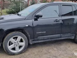 Czarny Używany 2012 Jeep Compass SUV | 33 000 zł