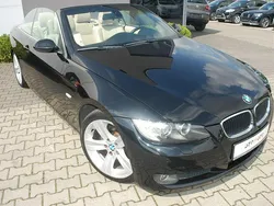 Niebieski ciemny (metalik) Używany 2009 BMW 320 Cabriolet Kabriolet | 29 900 zł