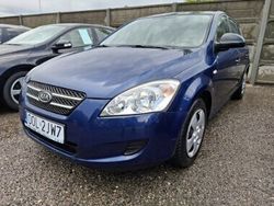 Używany 2009 Kia Ceed 2 Hatchback | 11 800 zł (Dobra cena)